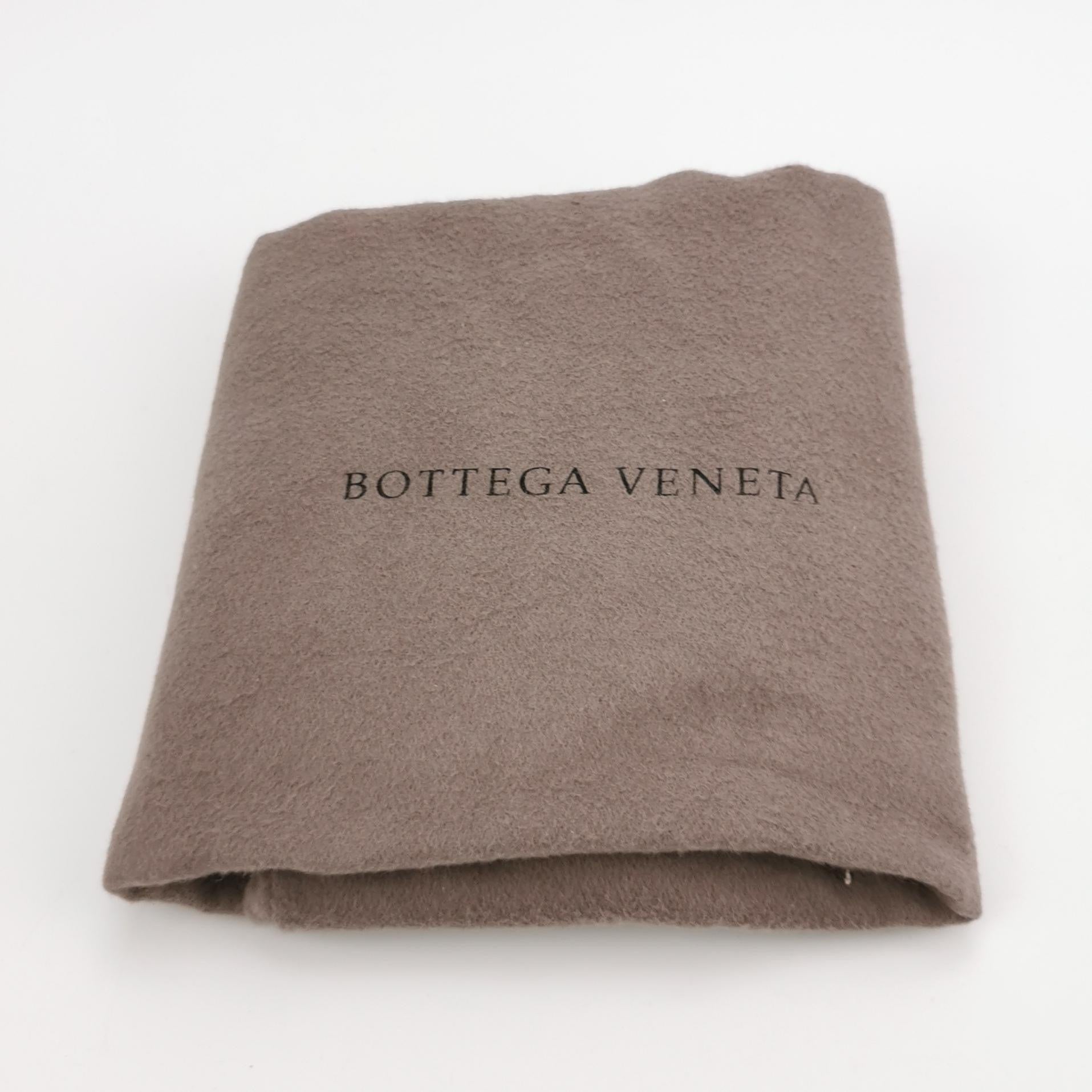 Bottega Veneta Pouch Large Intrecciato Black Calfskin Leather Clutch For Sale 2