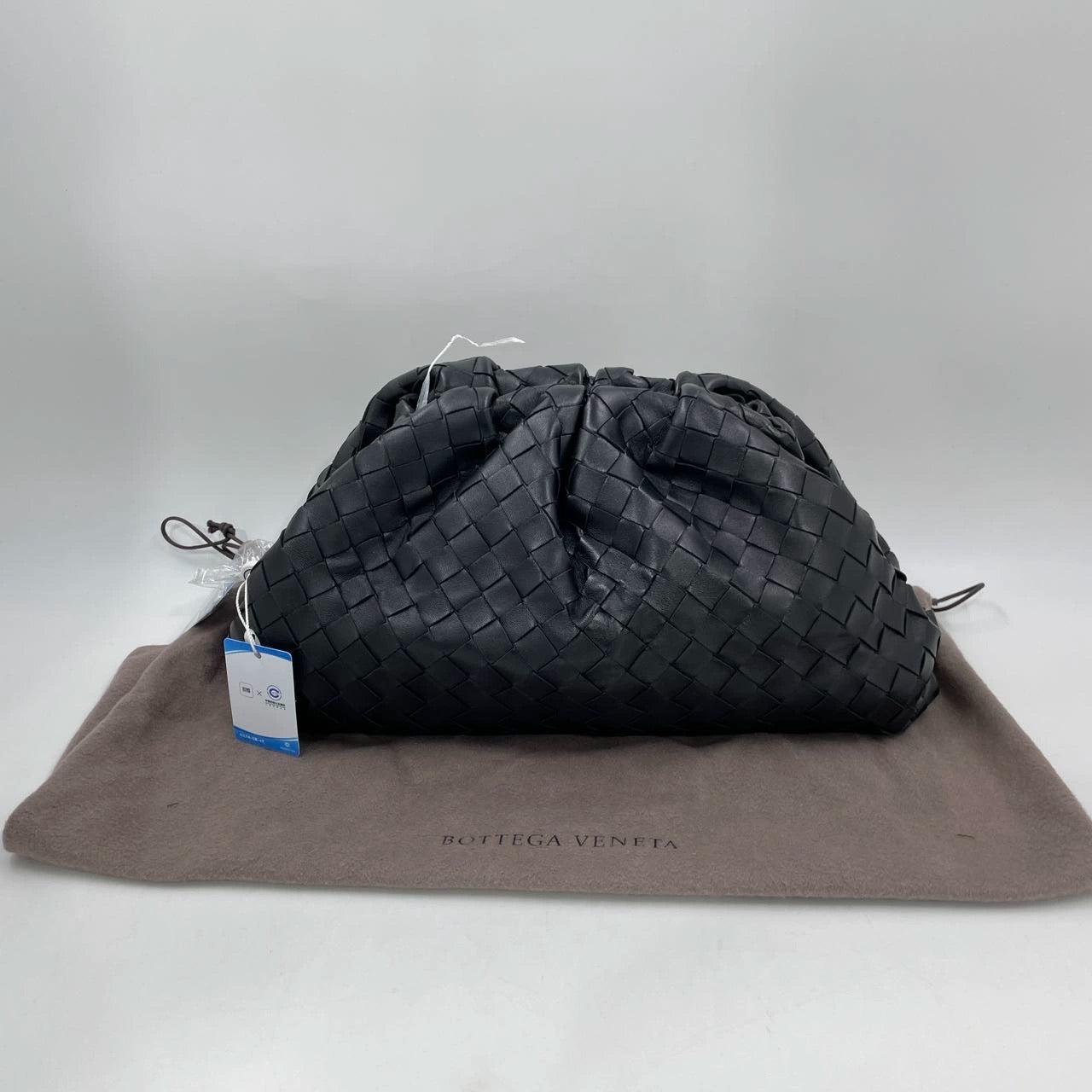 Bottega Veneta Pouch Large Intrecciato Black Calfskin Leather Clutch For Sale 3