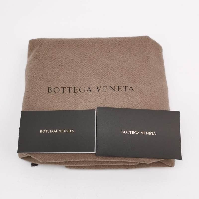 Bottega Veneta Bolso Grande Intrecciato Piel de Becerro Negro Clutch en venta 4