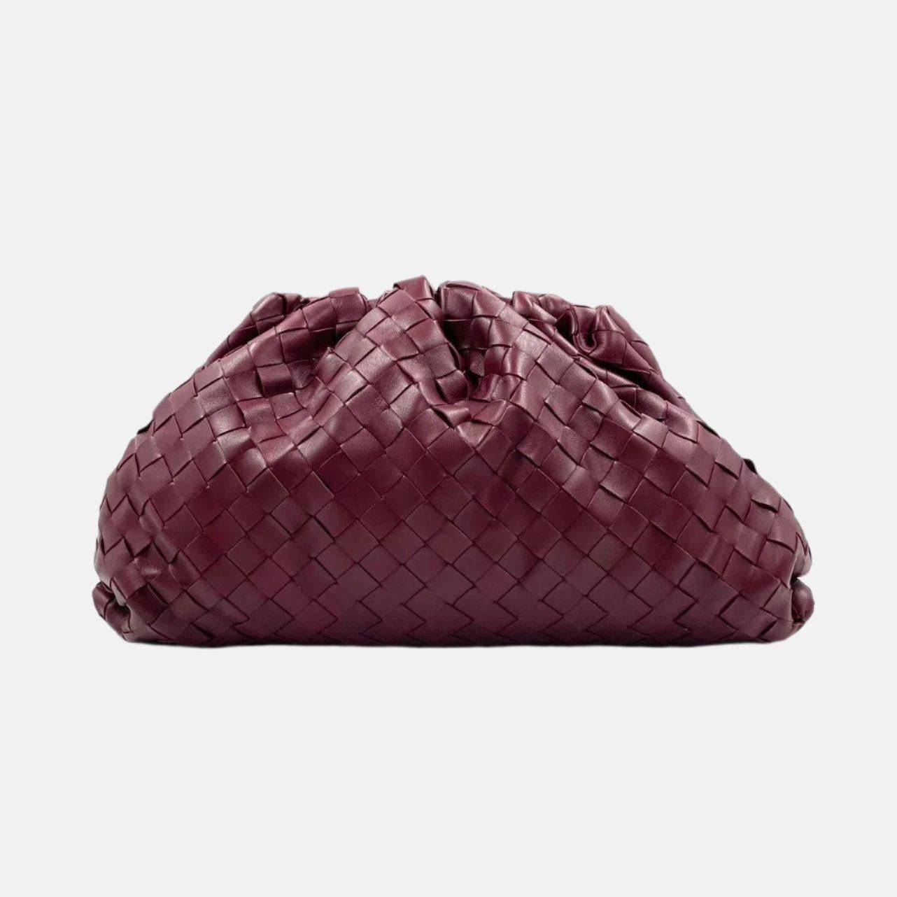 Bottega Veneta Pouch Large Intrecciato Leather Clutch Burgundy
 These are professional photos of the actual bag offered by Luxbags.
 Discover the sophisticated luxury of the Bottega Veneta Pouch. Revel in its stylish cult design, handcrafted in a