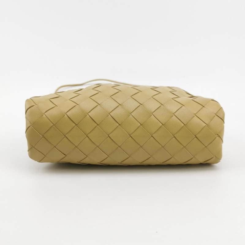 Bottega Veneta Pouch Mini Beige Leather For Sale 3