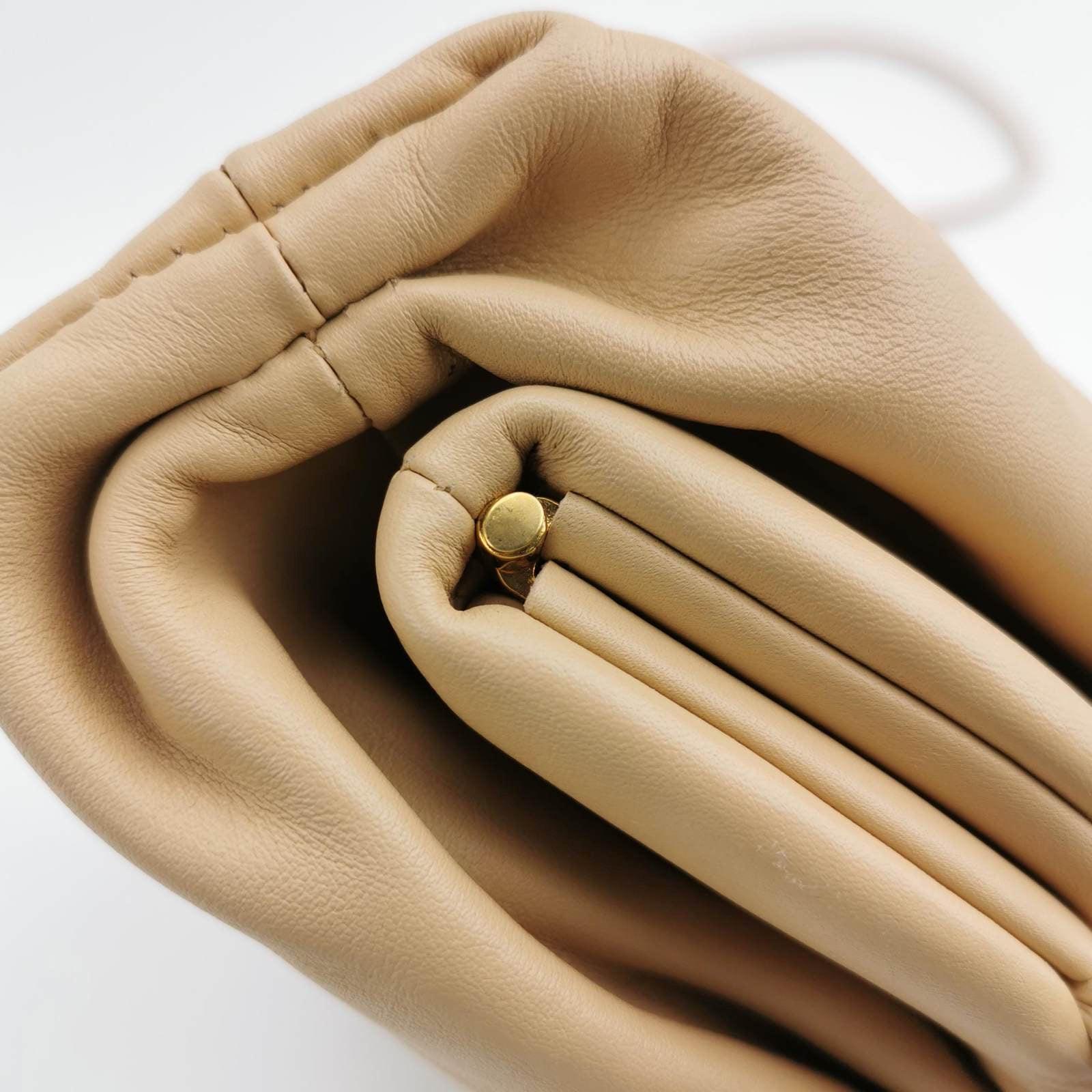 Bottega Veneta Pouch Mini Beige Leather For Sale 5