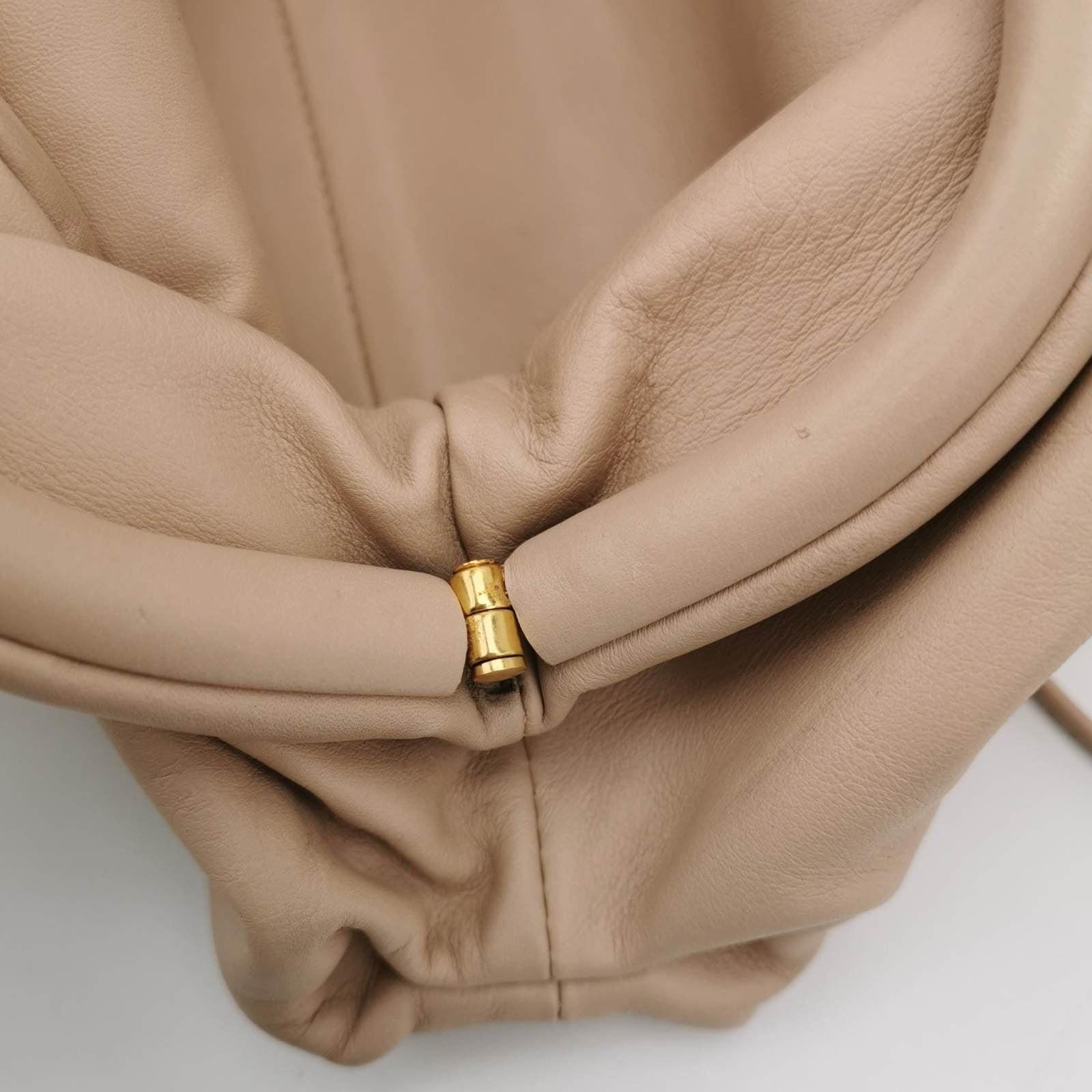 Bottega Veneta Pouch Mini Beige Nude Color Leather For Sale 4