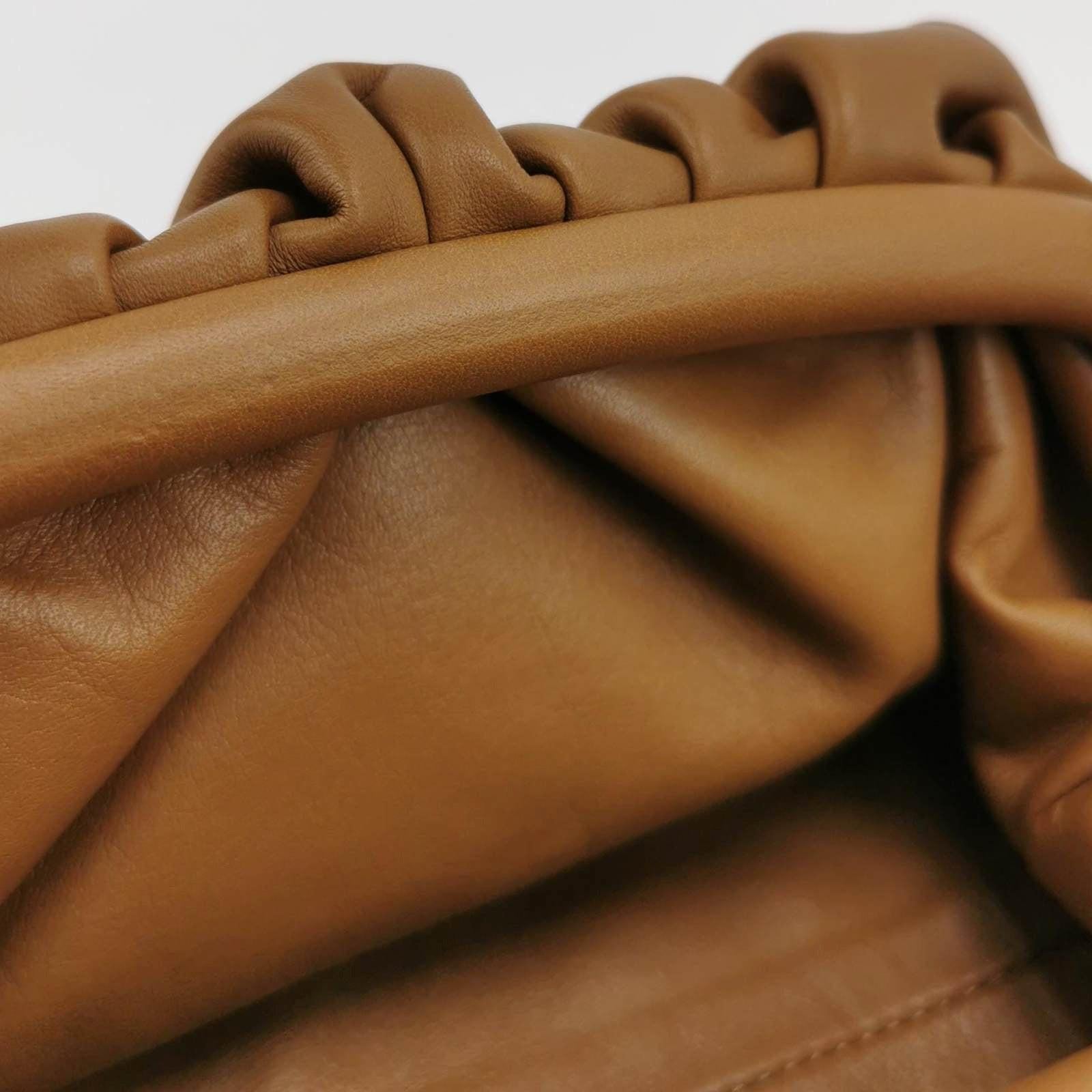 Bottega Veneta Pouch Mini Brown Leather For Sale 9