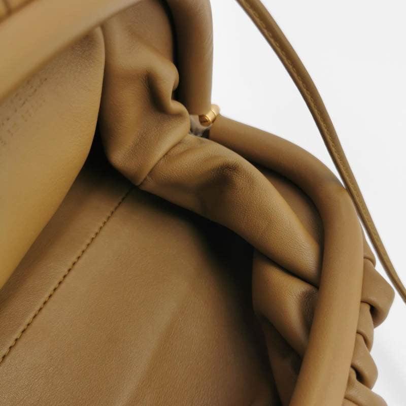Bottega Veneta Pouch Mini Brown Leather For Sale 3