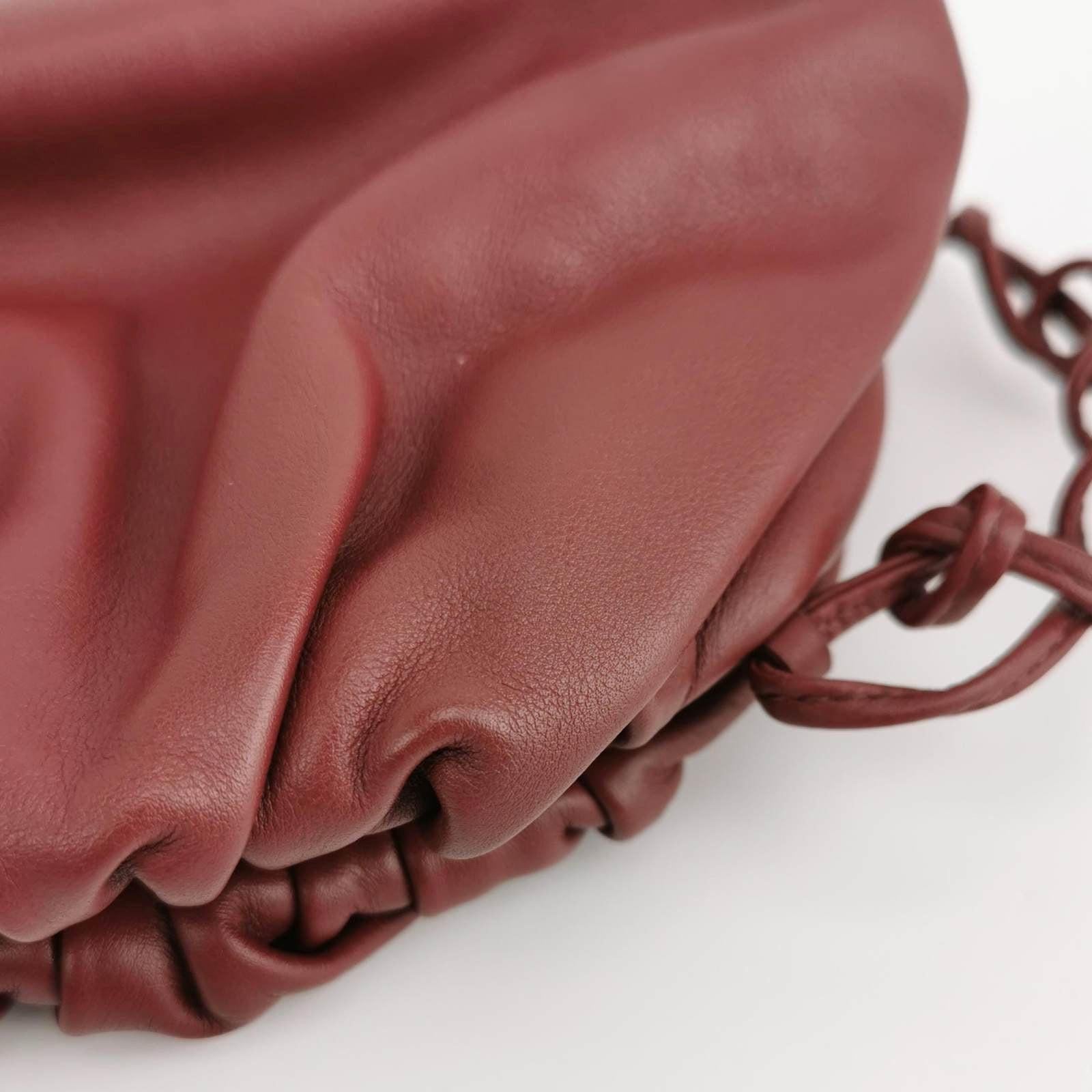 Bottega Veneta Pouch Mini Burgundy Leather For Sale 5