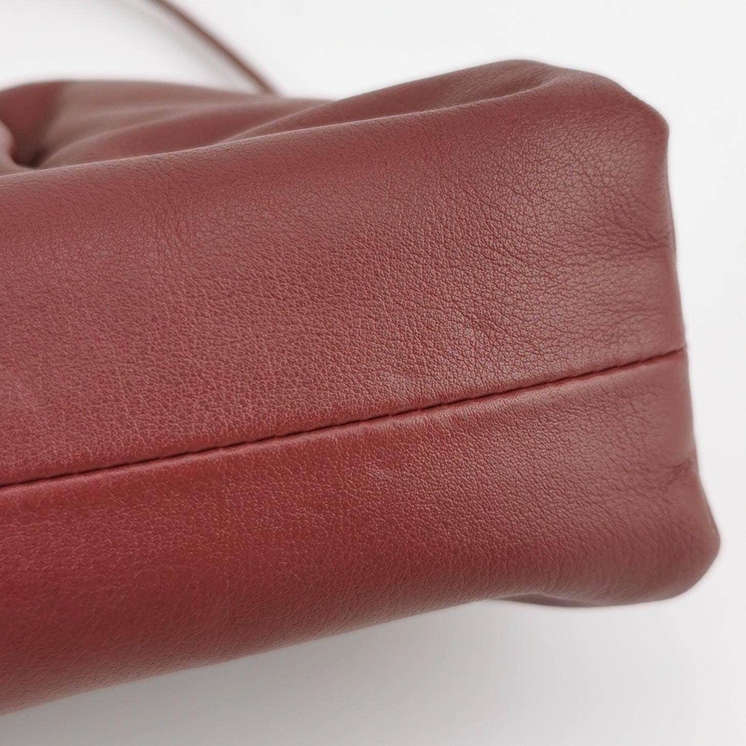 Bottega Veneta Pouch Mini Burgundy Leather For Sale 4
