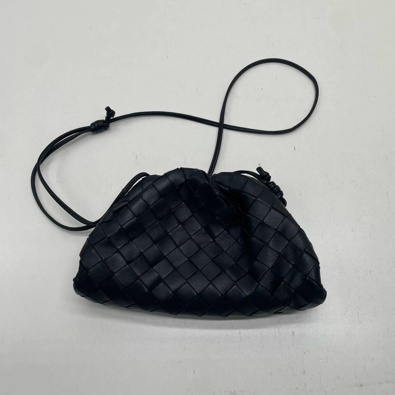 Bottega Veneta Pouch Mini Intrecciato Black Lambskin Leather Crossbody Bag 5
