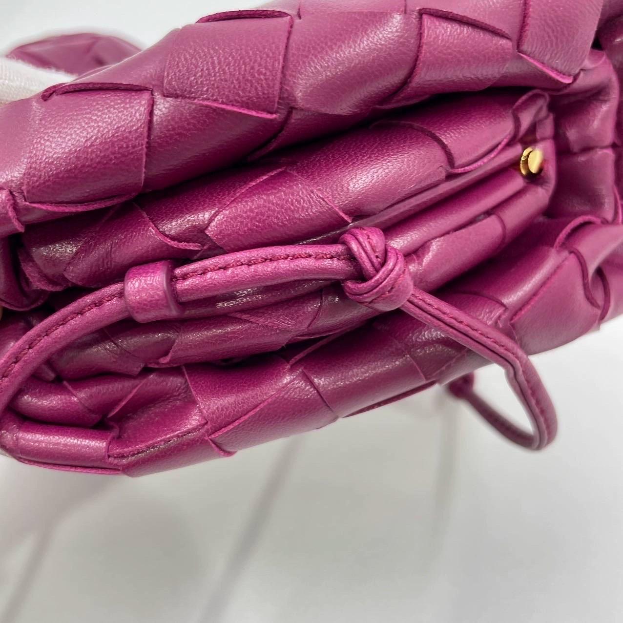 Bottega Veneta Pouch Mini Intrecciato Burgundy Lambskin Leather Crossbody Bag For Sale 9