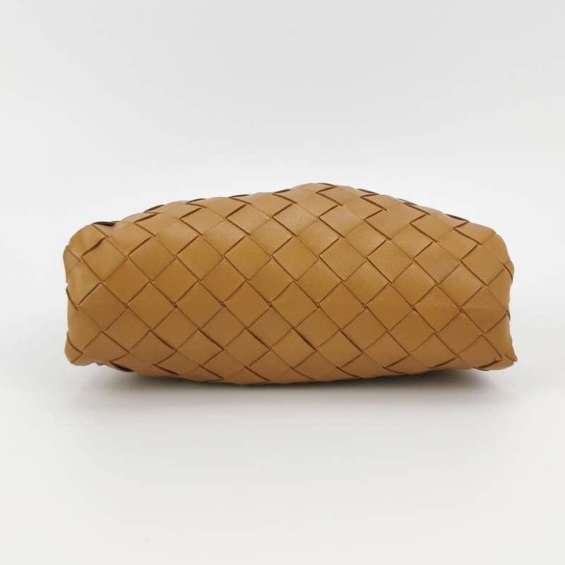 Women's Bottega Veneta Pouch Mini Intrecciato Camel Lambskin Leather Crossbody Bag For Sale