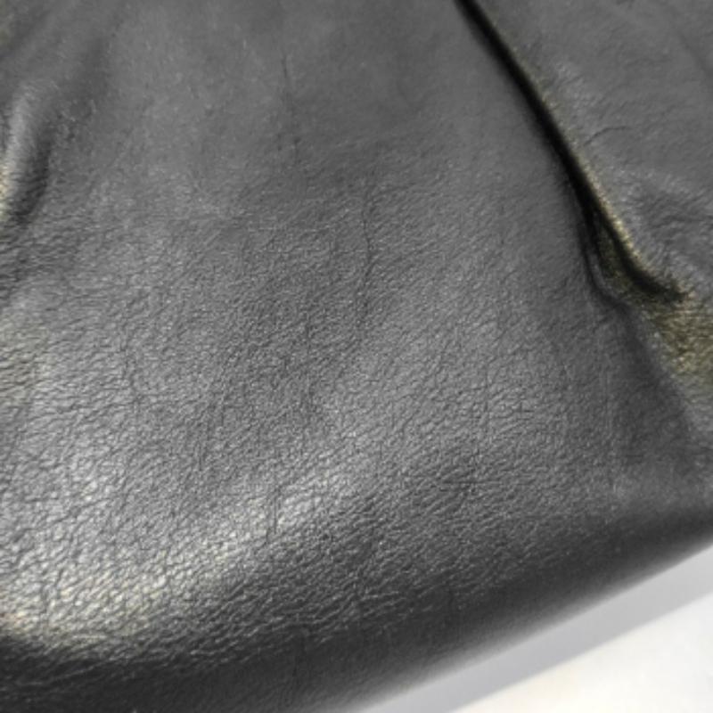 Bottega Veneta Marsupio con manico grande in pelle di vitello nera in vendita 5