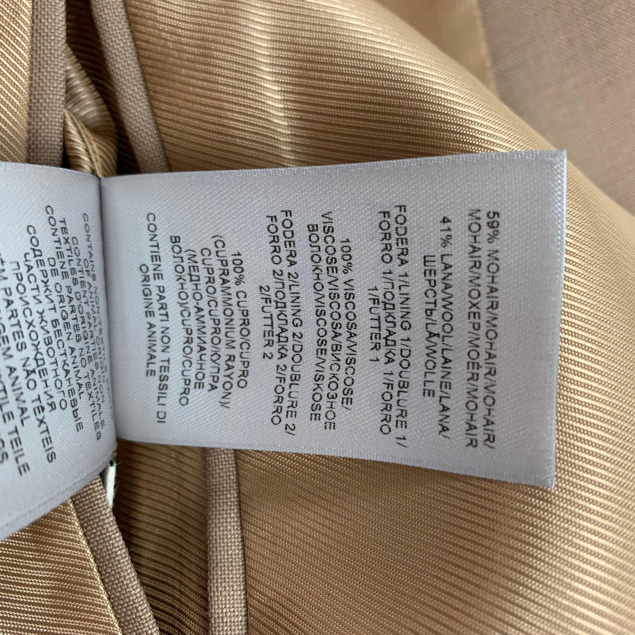 BOTTEGA VENETA Pre-Fall 2019 Size 40 Khaki Mohair Wool Notch Lapel Sport Coat For Sale 2