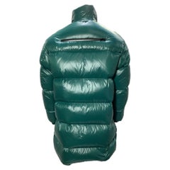 Bottega Veneta Daunenmantel aus grünem Polyamid