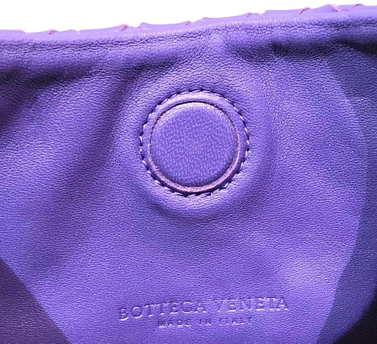 Bottega Veneta Purple Intrecciato Leather Hobo Bag For Sale 2