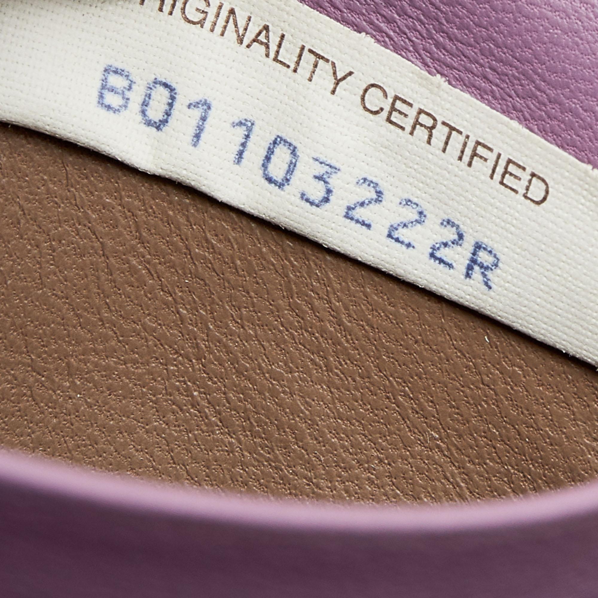 Bottega Veneta Purple Intrecciato Leather Long Wallet In Good Condition In Dubai, Al Qouz 2