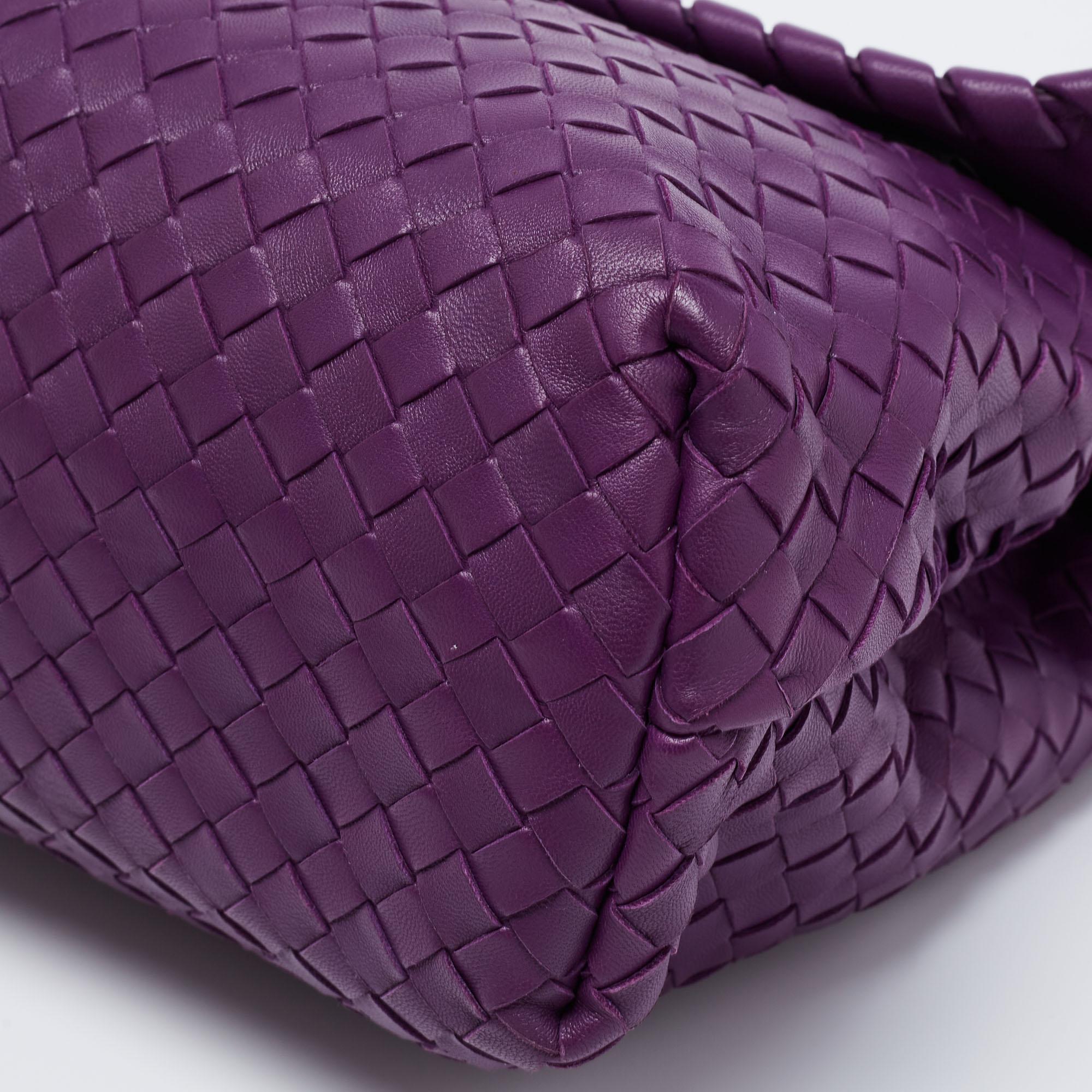 Bottega Veneta Purple Intrecciato Leather Olimpia Top Handle Bag In Good Condition In Dubai, Al Qouz 2