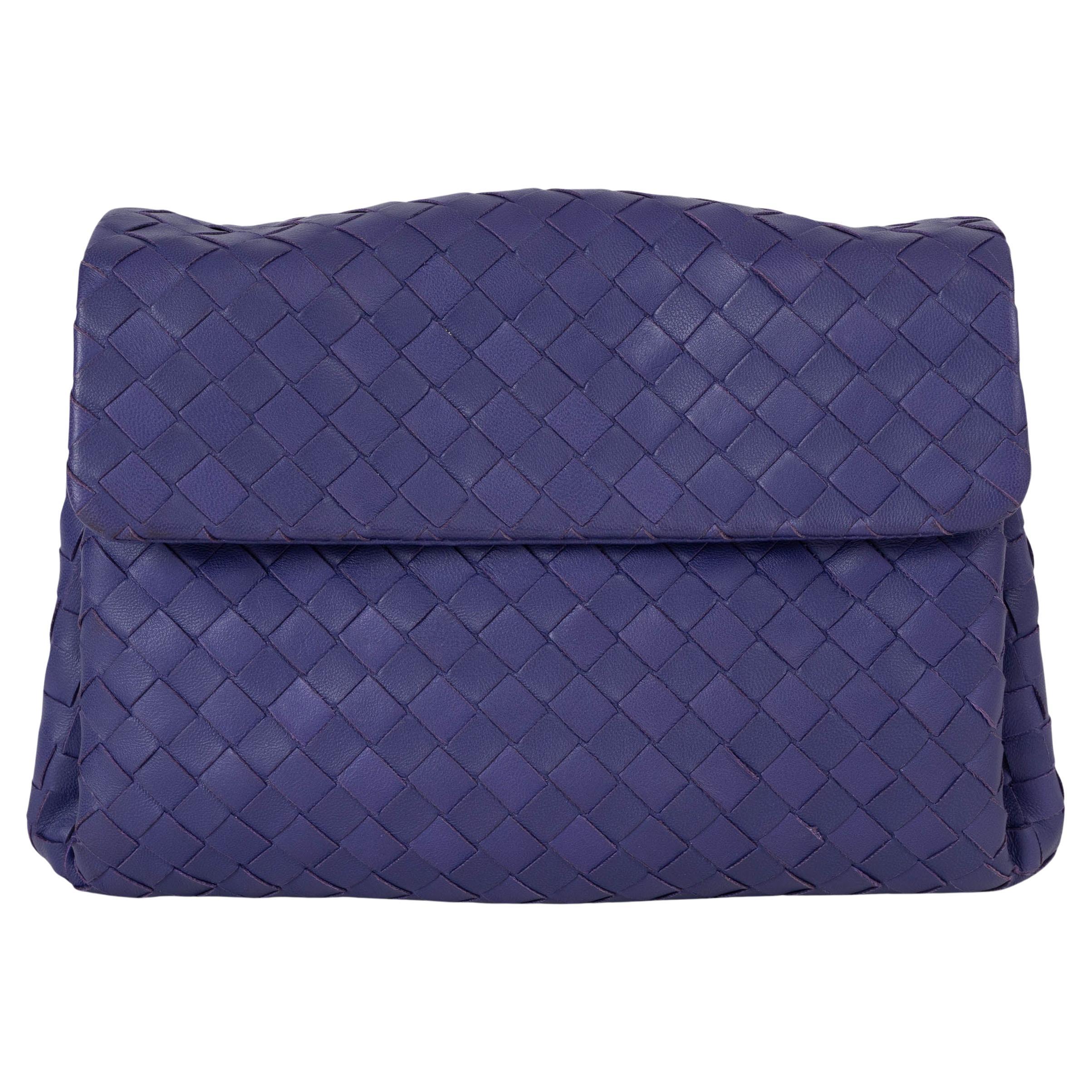 Bottega Veneta viola Pochette in pelle Intrecciato in vendita