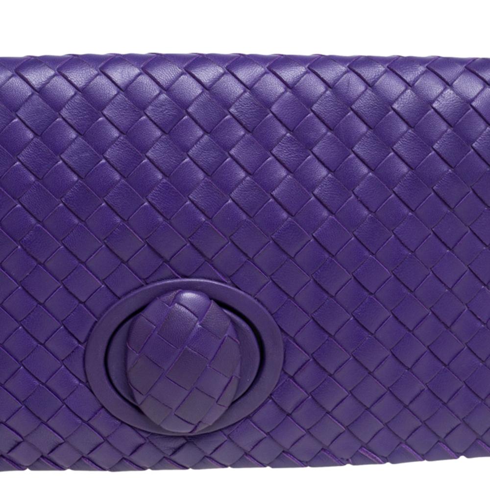 Women's Bottega Veneta Purple Intrecciato Leather Turnlock Clutch
