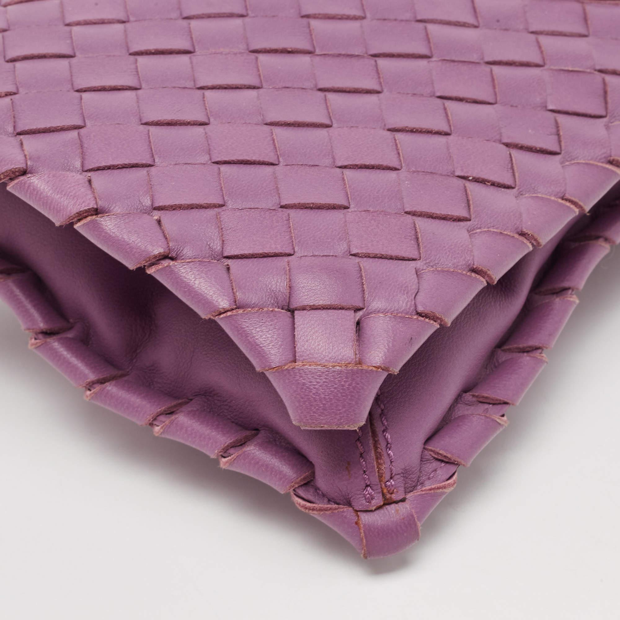 Bottega Veneta Purple Intrecciato Leather Twist Lock Flap Clutch For Sale 6