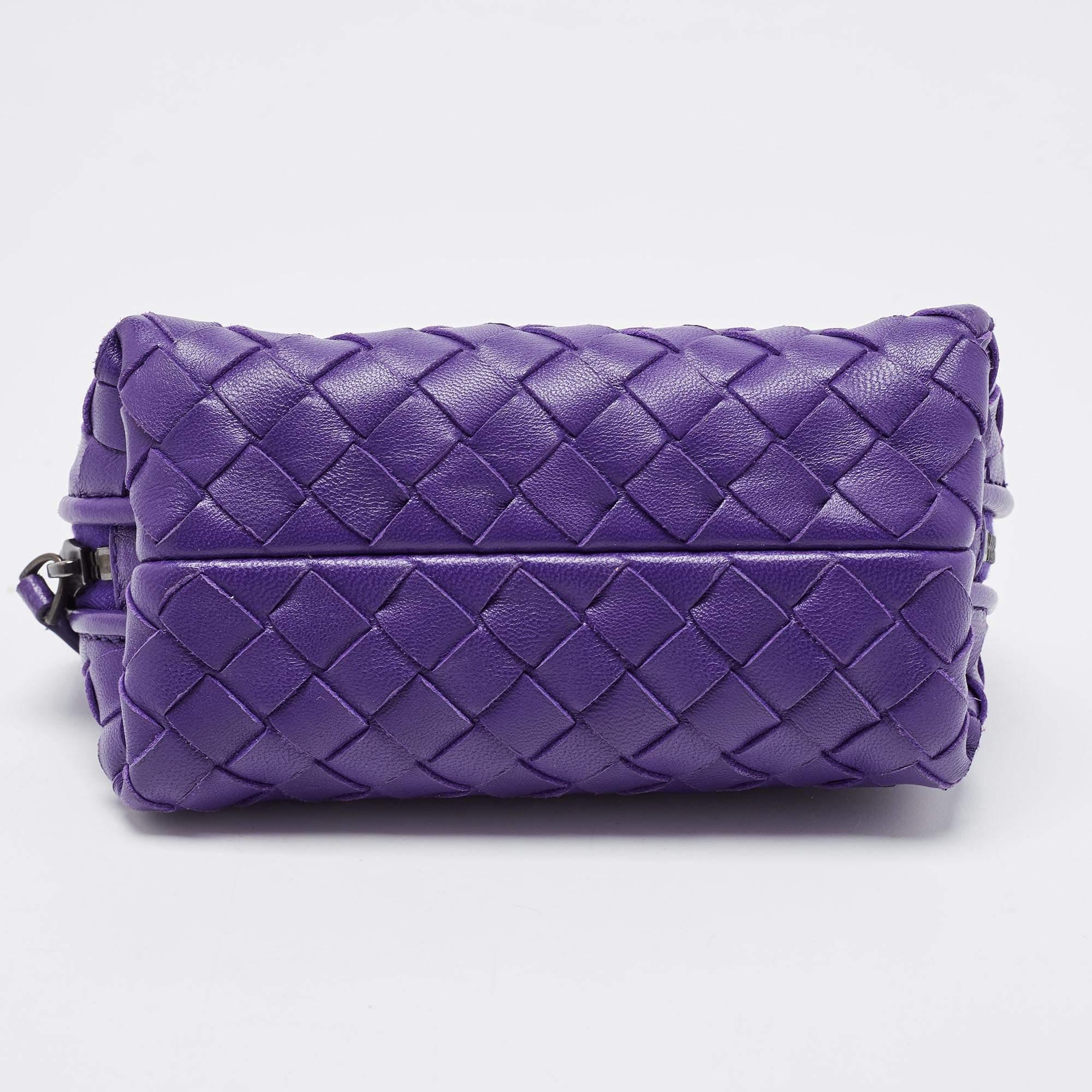 Women's Bottega Veneta Purple Intrecciato Leather Zip Purse For Sale