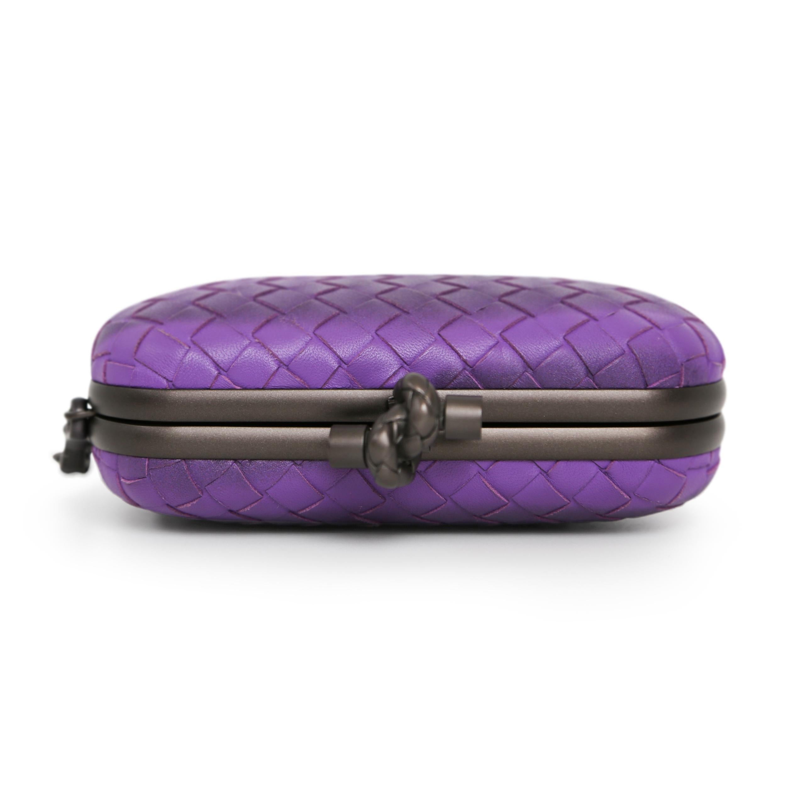 Bottega Veneta Purple Knot Cloth Pochette For Sale 2