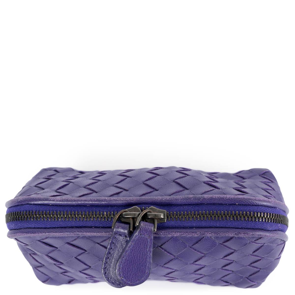 Women's BOTTEGA VENETA purple leather INTRECCIATO MINI Pouch Vanity Bag For Sale