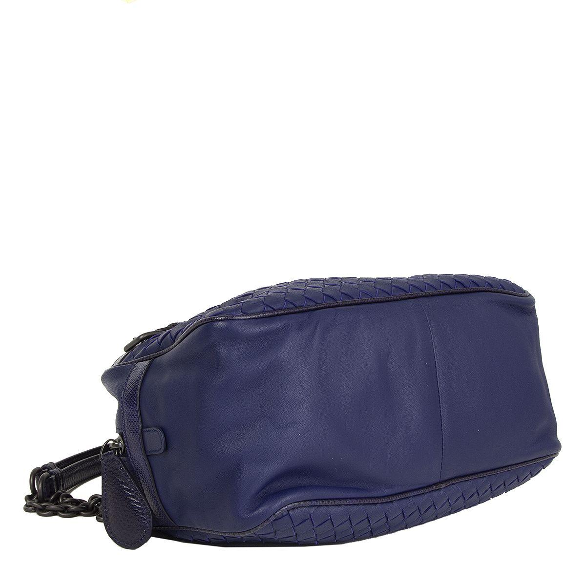 BOTTEGA VENETA purple leather & Karung Intrecciato Chain Shoulder Bag In Excellent Condition In Zürich, CH