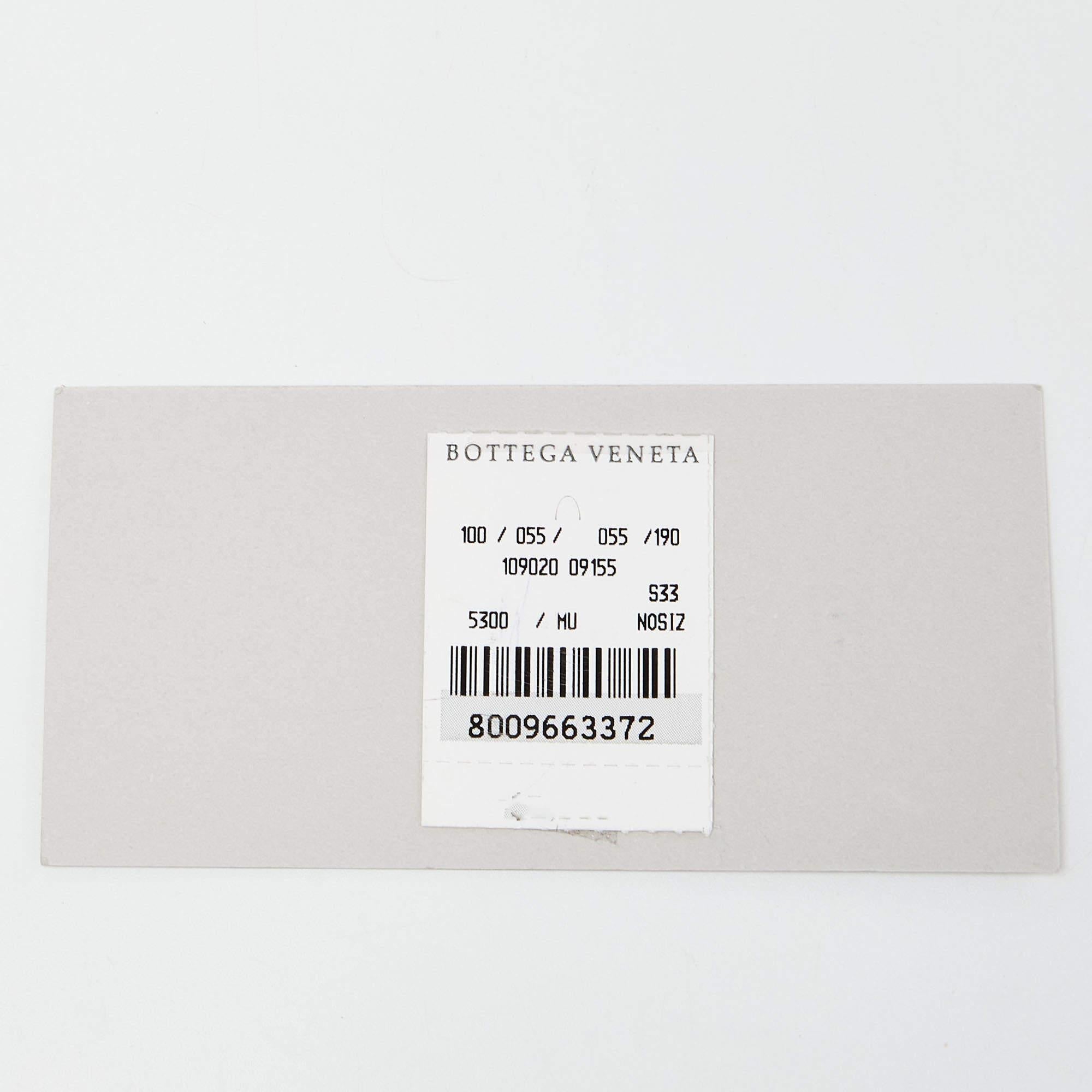 Bottega Veneta Lila Knoten-Clutch aus Wildleder und Satin Limitierte Auflage 7