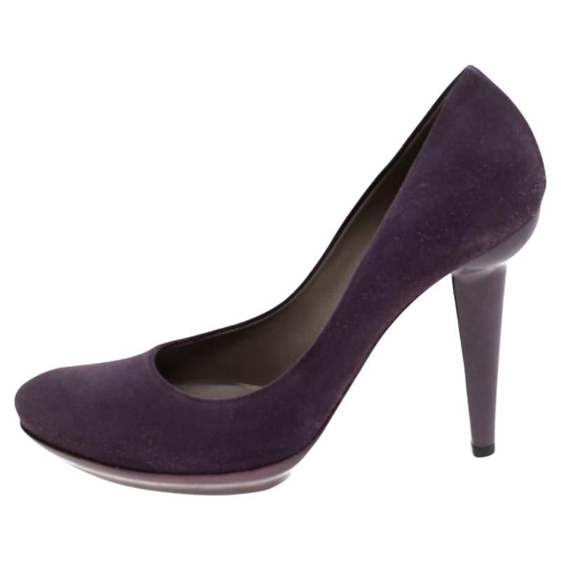Escarpins à plateforme en daim violet Bottega Veneta, taille 38,5 en vente