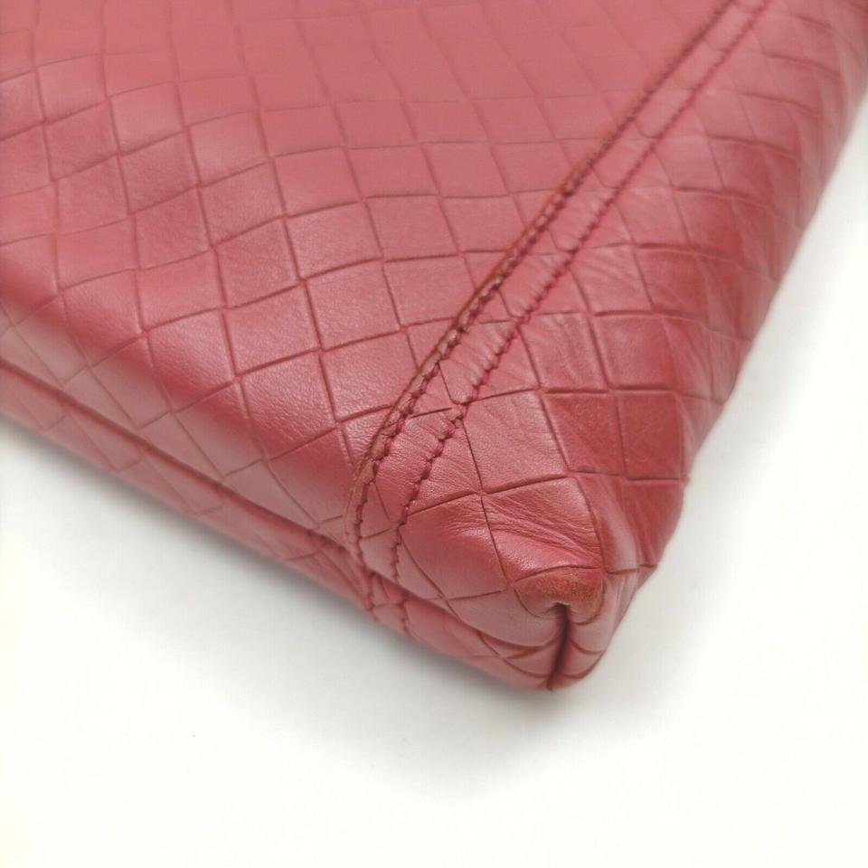 Bottega Veneta Quilted Red Leather Messenger Hobo 861217 For Sale 8