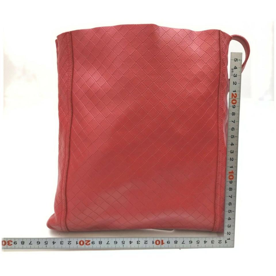 Bottega Veneta Quilted Red Leather Messenger Hobo 861217 For Sale 5