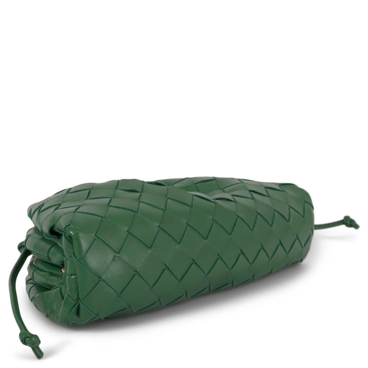 BOTTEGA VENETA Racing green Intrecciato leather MINI POUCH Crossbody Bag 1