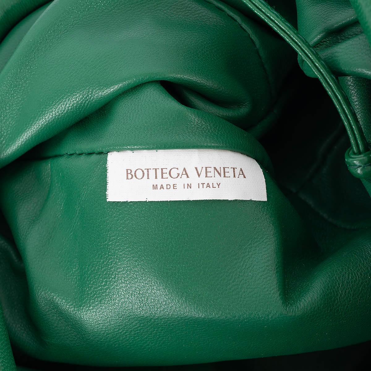 BOTTEGA VENETA Racing green Intrecciato leather MINI POUCH Crossbody Bag 4
