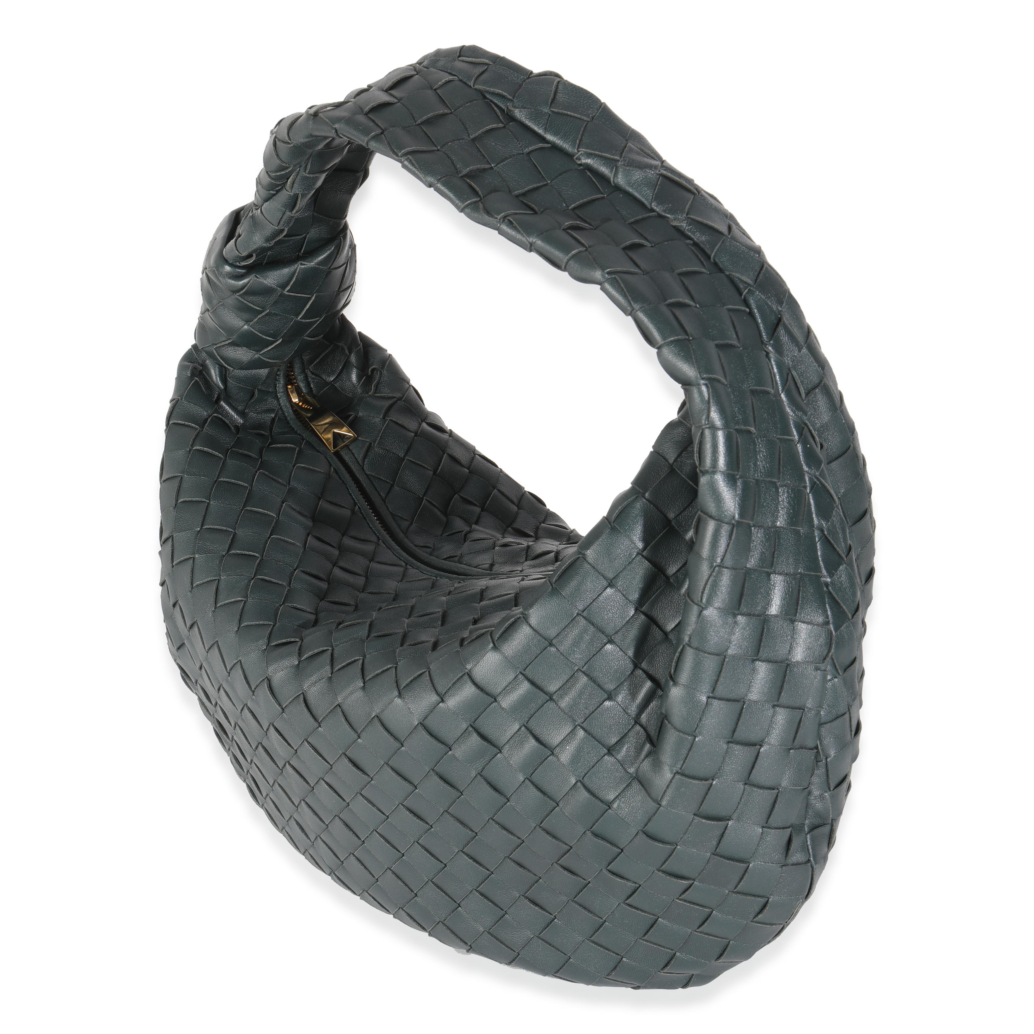 Bottega Veneta Raintree Intrecciato Nappa Medium Jodie In Excellent Condition In New York, NY