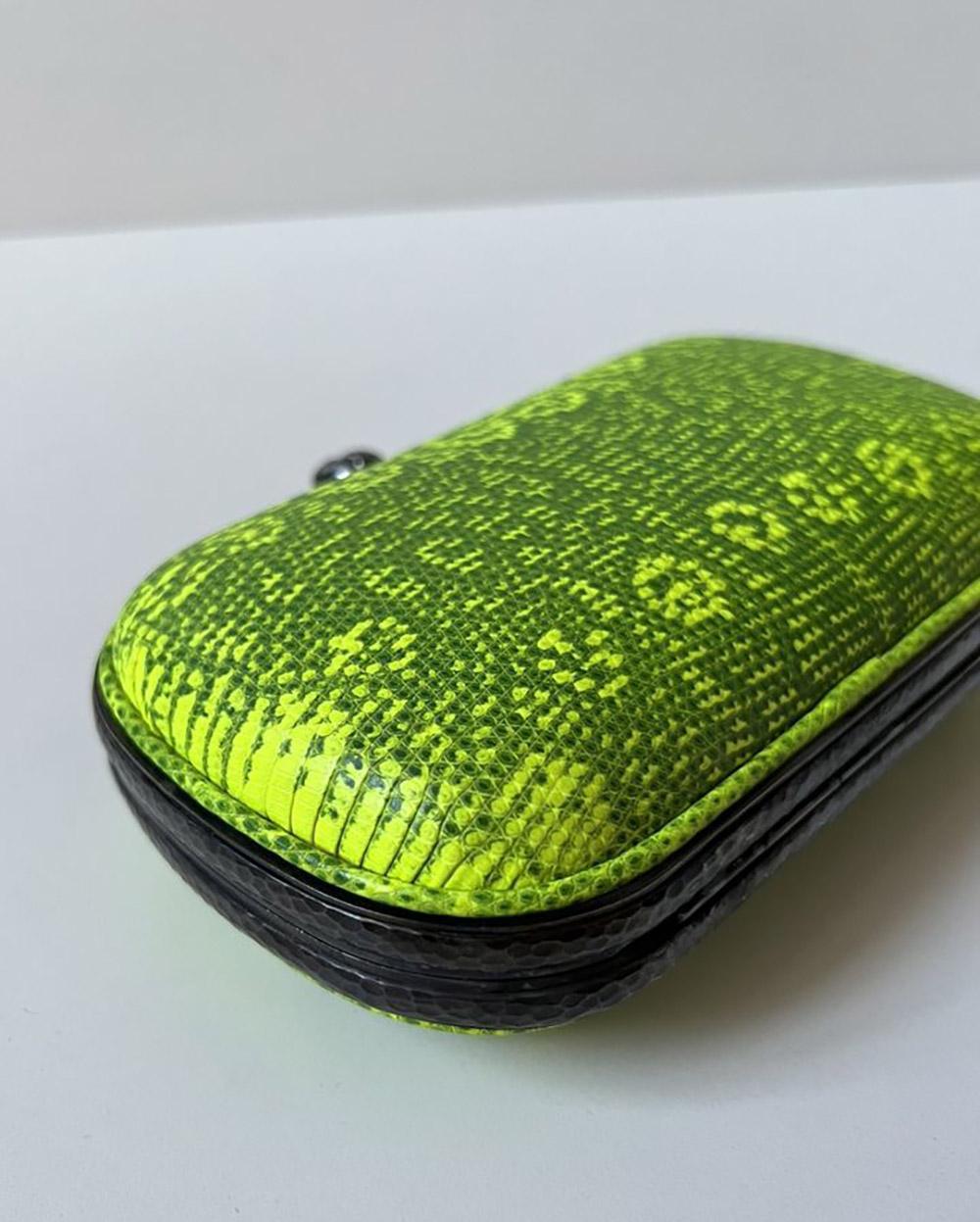 Bottega Veneta Rare Iconic Pochette Knot Clutch 1