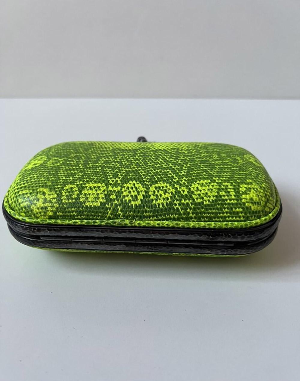 Bottega Veneta Rare Iconic Pochette Knot Clutch 3