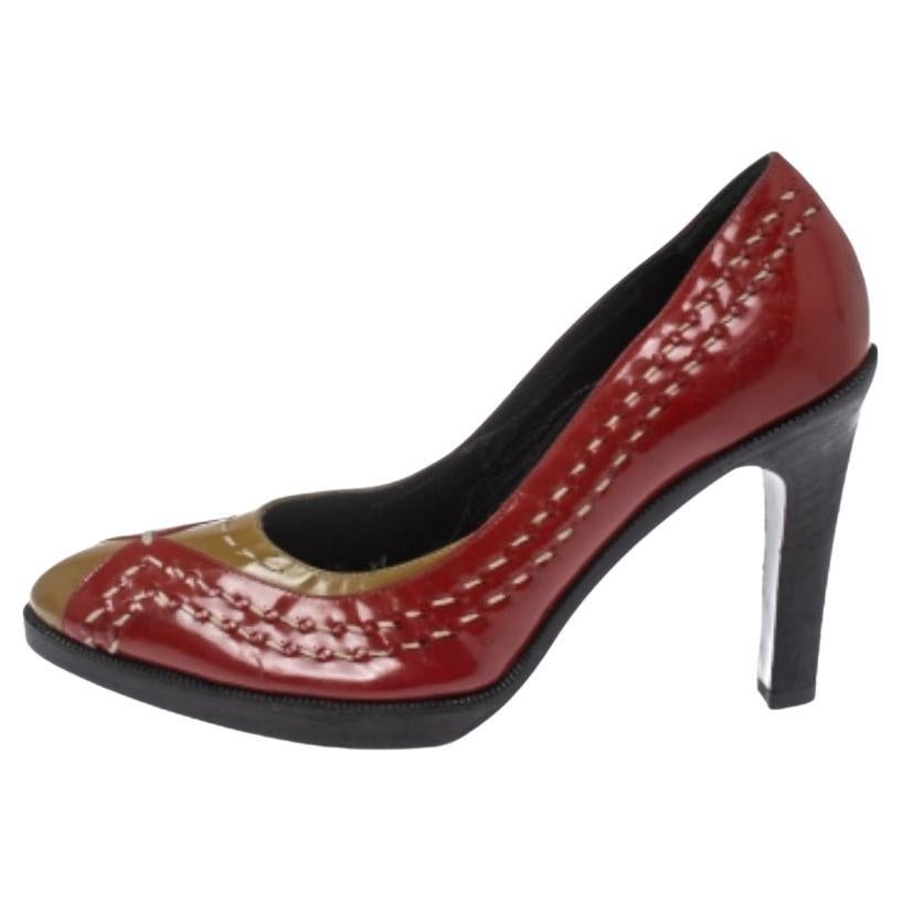 Bottega Veneta Red/Brown Patent Leather Pumps Size 35.5 For Sale