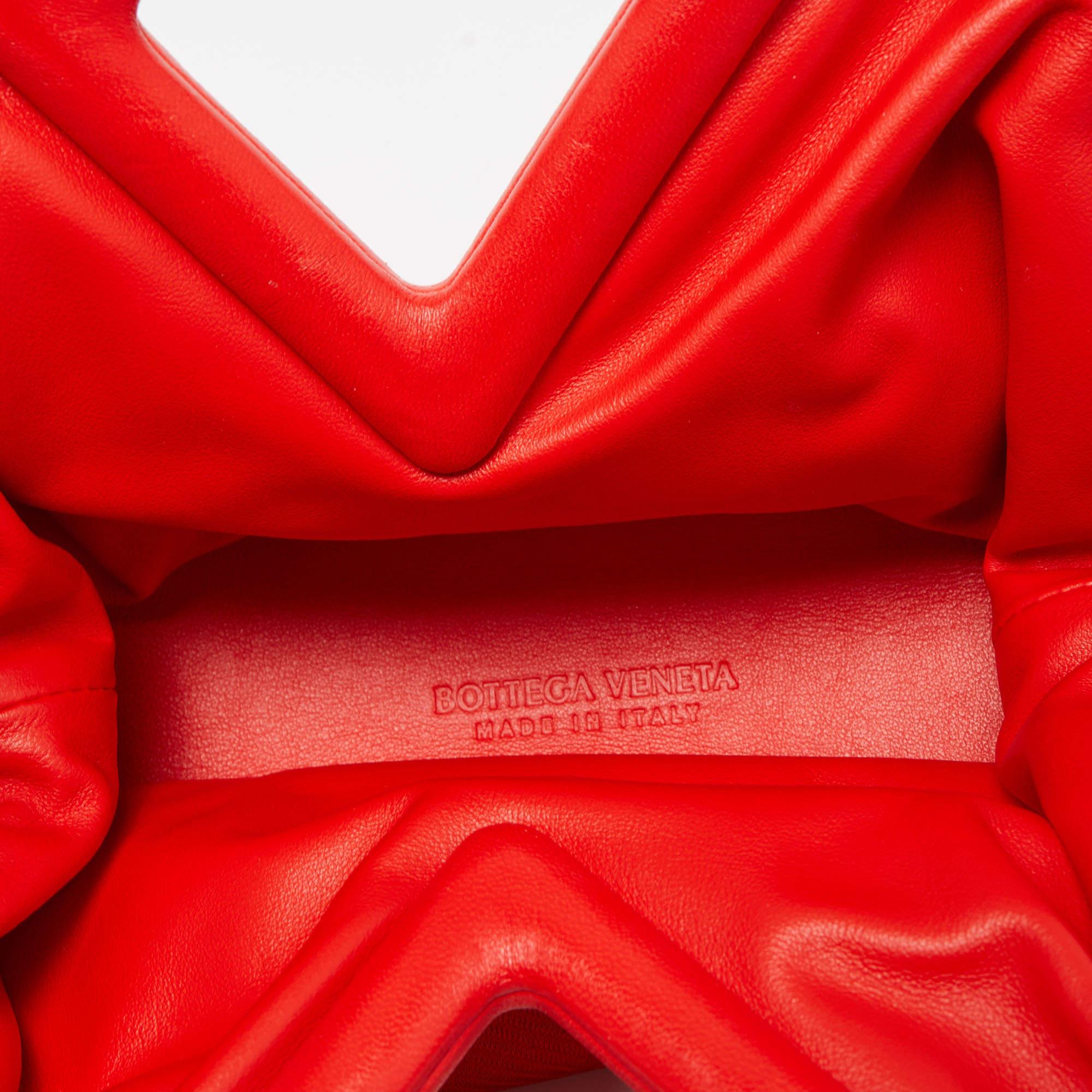 Bottega Veneta Red Increcciato Fabric The Point Triangle Crossbody Bag 4