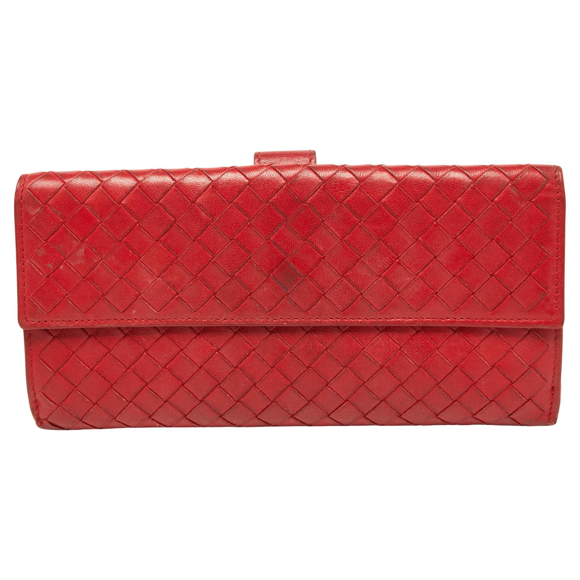 Bottega Veneta Red Intrecciato Leather Flap Continental Wallet For Sale
