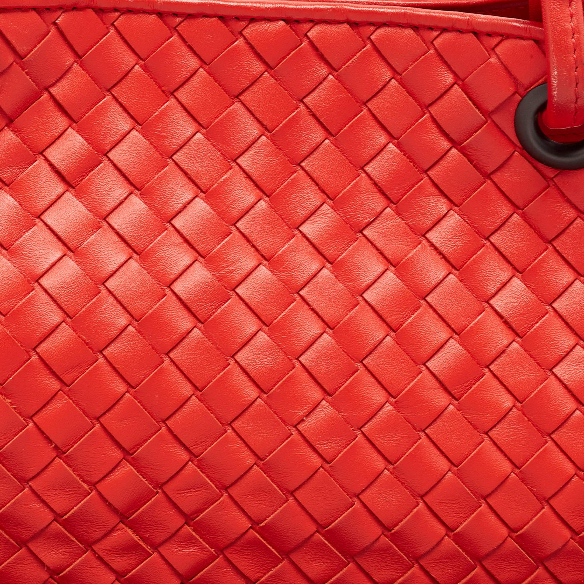 Bottega Veneta Red Intrecciato Leather Garda Tote 2