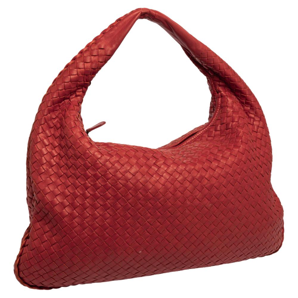 Bottega Veneta Rot Intrecciato Leder Große Veneta Hobo Damen