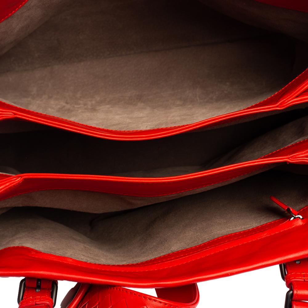 Bottega Veneta Red Intrecciato Leather Medium Roma Tote 6