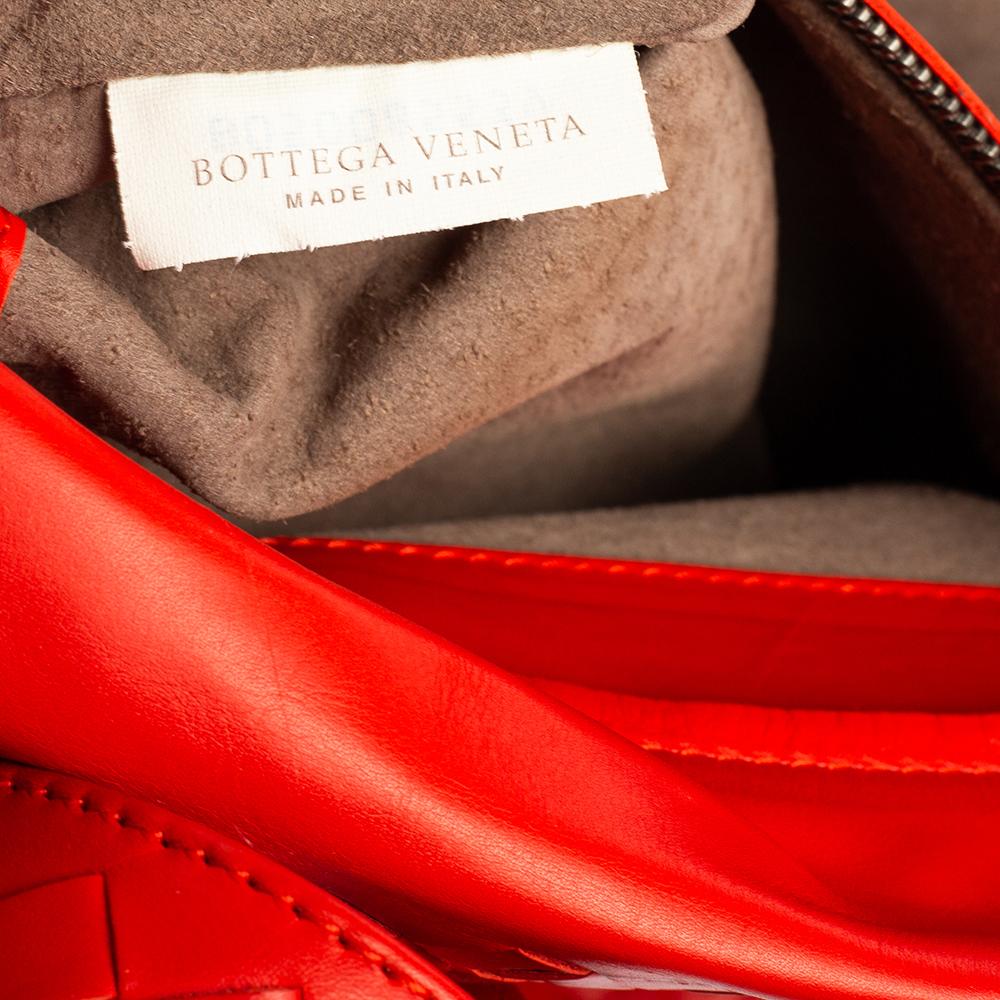 Bottega Veneta Red Intrecciato Leather Medium Roma Tote 7