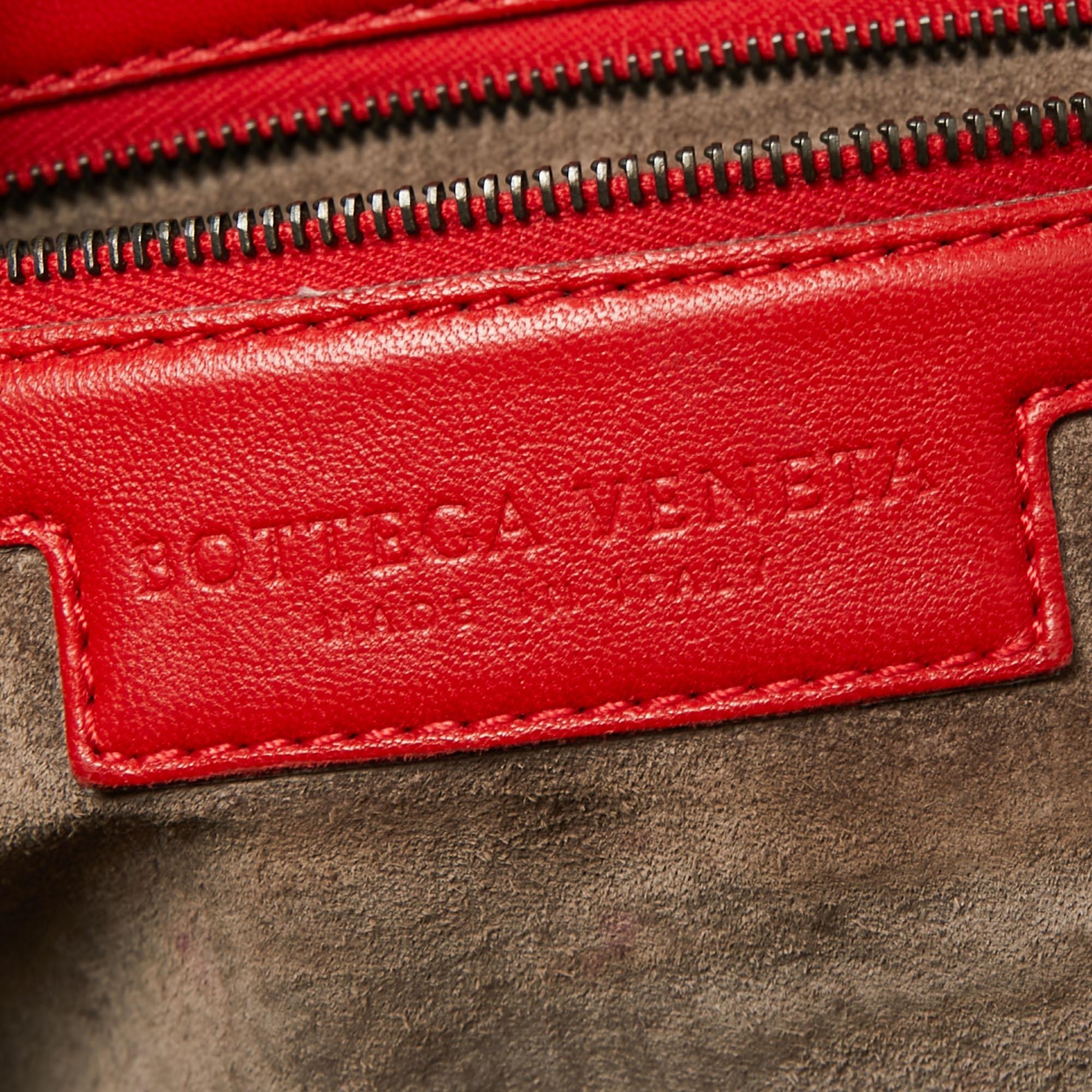 Bottega Veneta Red Intrecciato Leather Nodini Crossbody Bag 5