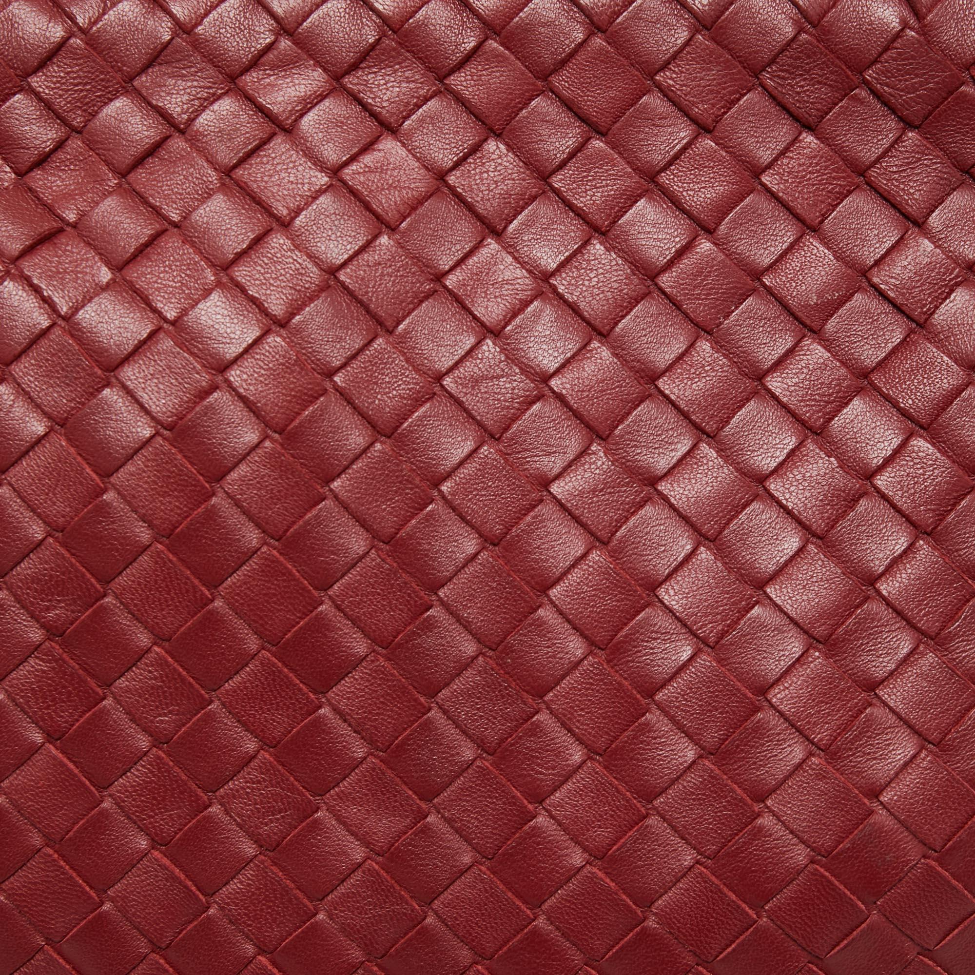 Bottega Veneta Red Intrecciato Leather Nodini Crossbody Bag 9