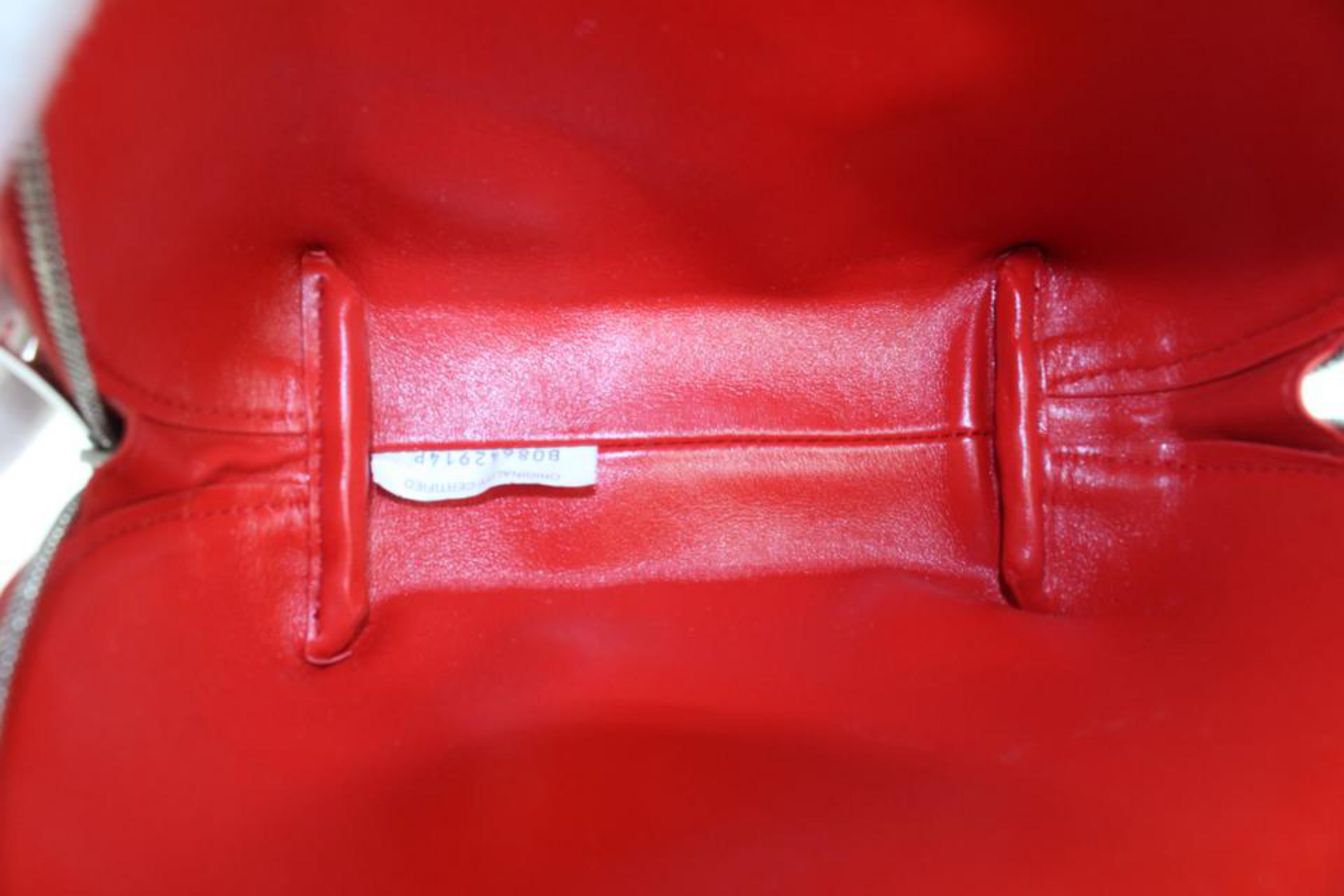 Women's Bottega Veneta Red Intrecciato Leather Oval Cosmetic Pouch Toiletry Case 1123bv3 For Sale