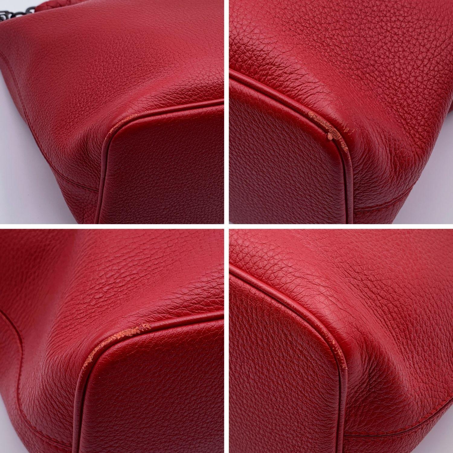 Women's Bottega Veneta Red Leather Hobo Shoulder Bag Tote