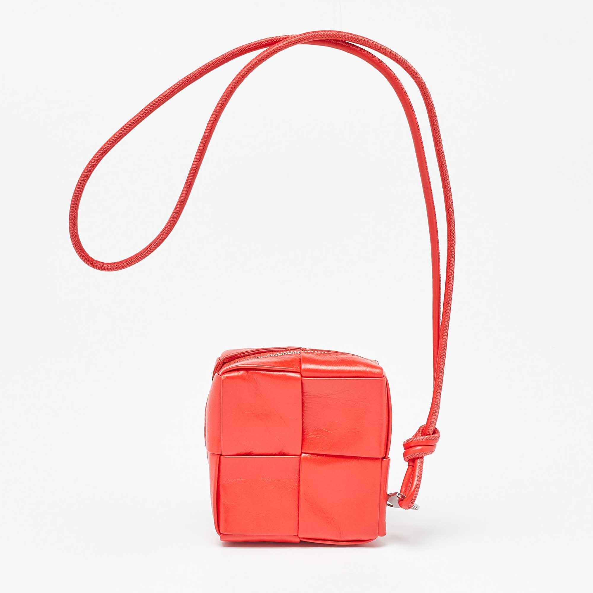 Bottega Veneta Rotes Leder Portemonnaie mit Reißverschluss 2