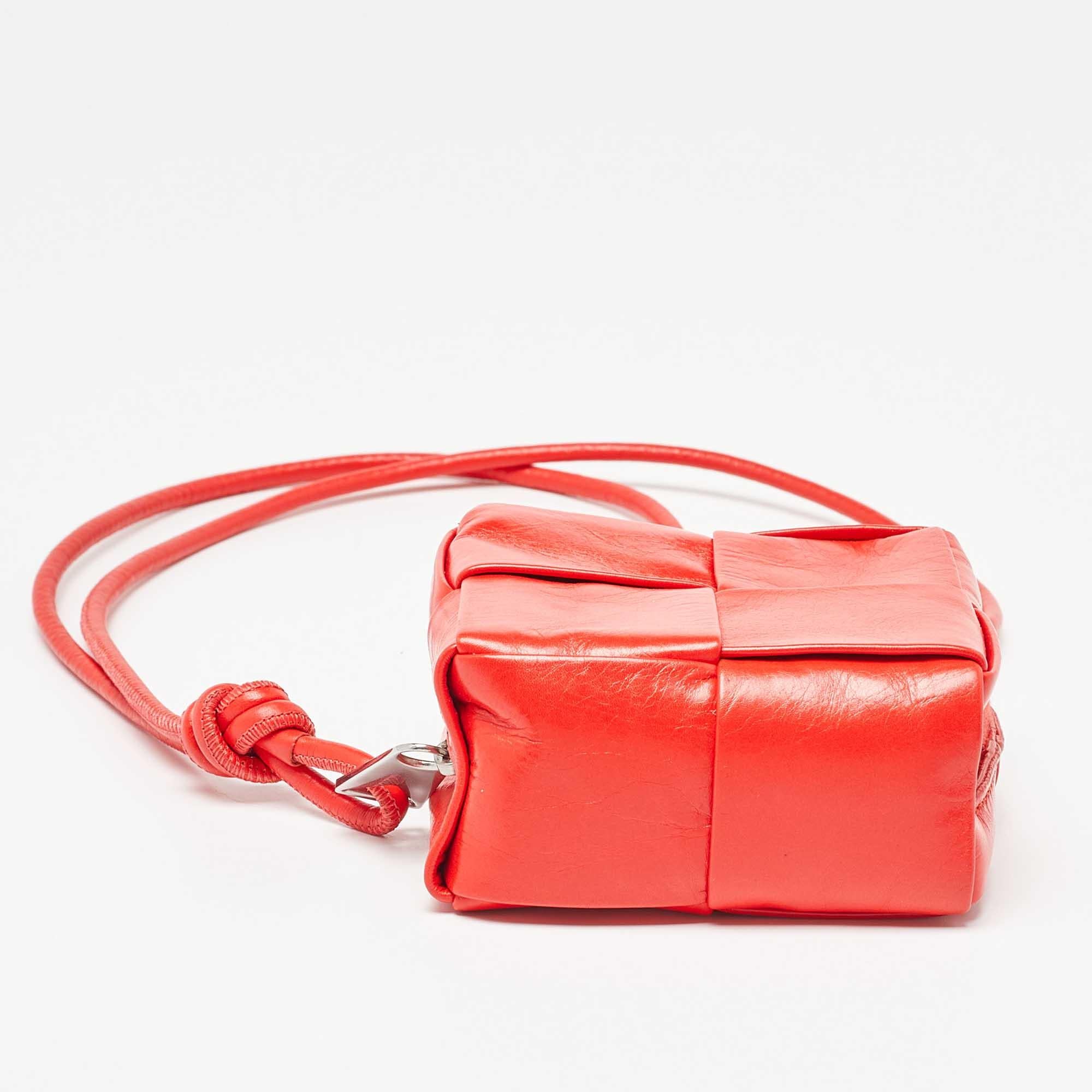Bottega Veneta Rotes Leder Portemonnaie mit Reißverschluss 3