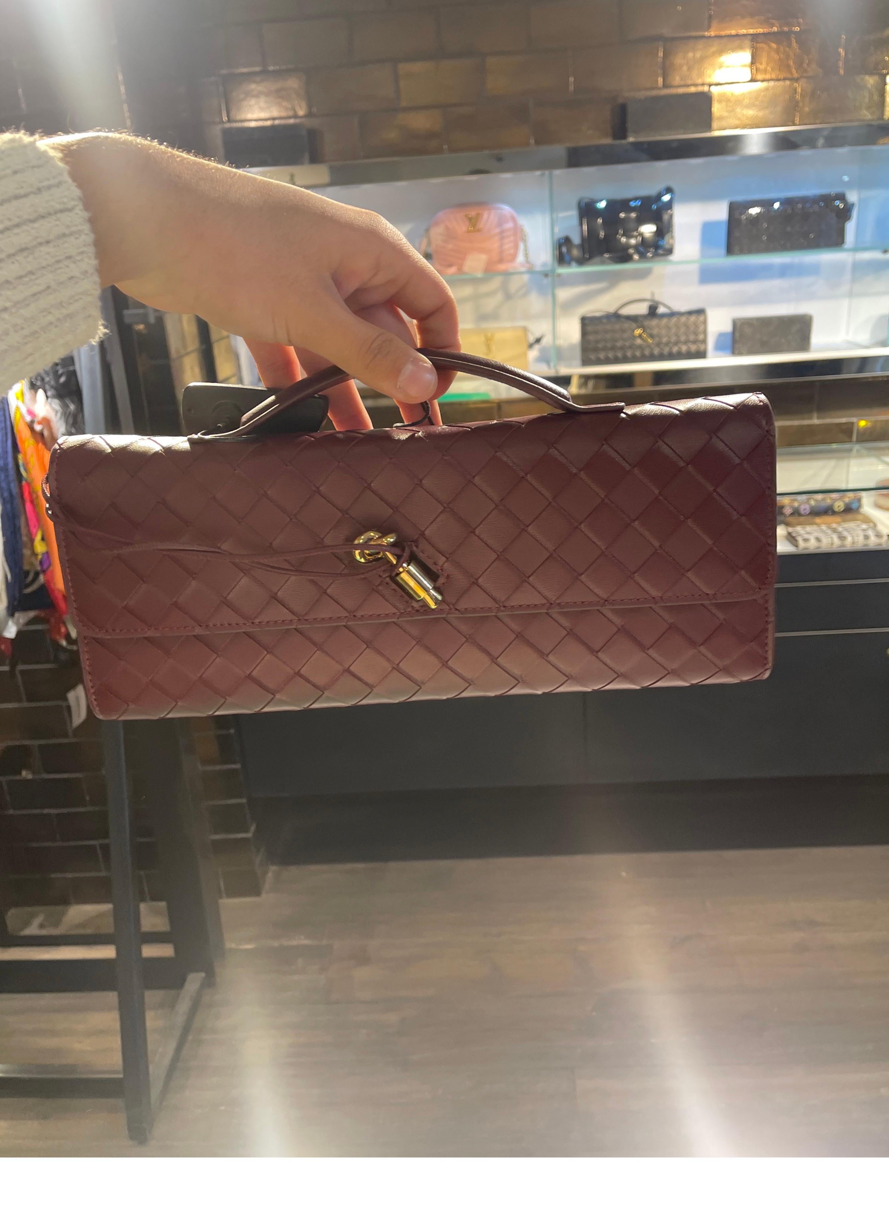 BOTTEGA VENETA RED LONG ANDIAMO CLUTCH HANDLE 2023 bag Barolo 3